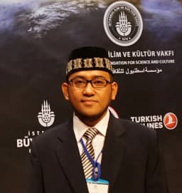 DR. UMARULFARUQ ABUBAKAR